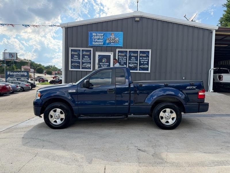Ford F-150 2WD Reg Cab 126" STX 2007