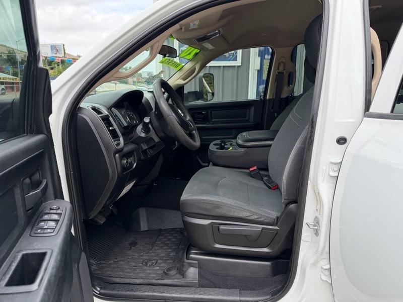 RAM 3500 Tradesman Crew Cab 4WD DRW 2020