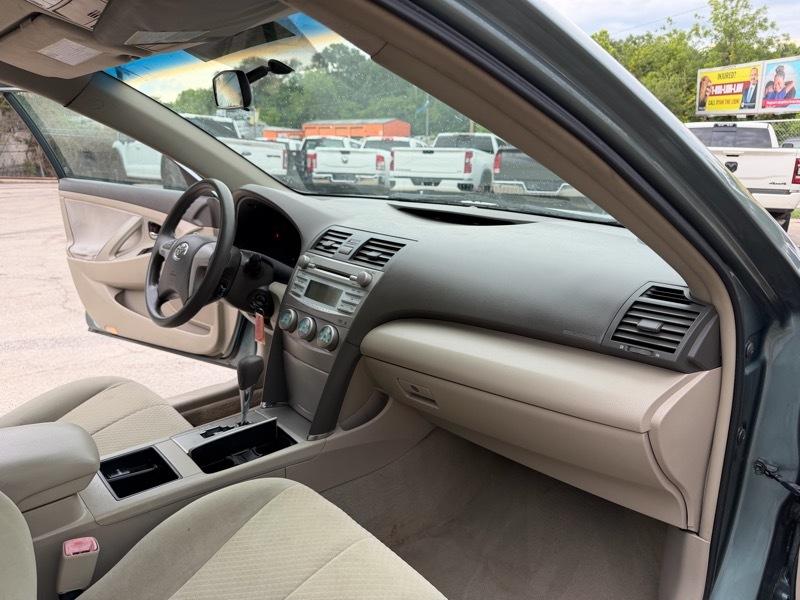 Toyota Camry XLE 2008