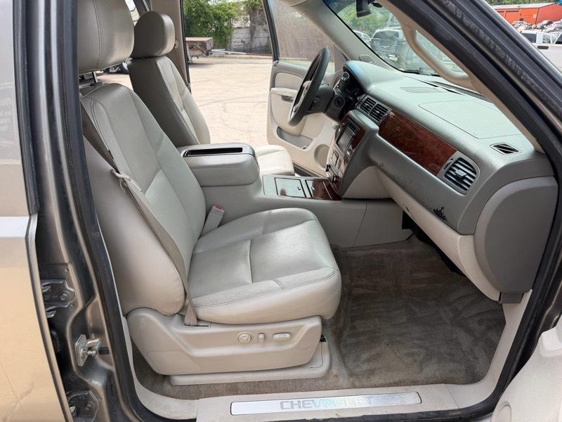 Chevrolet Tahoe LTZ 2WD 2012