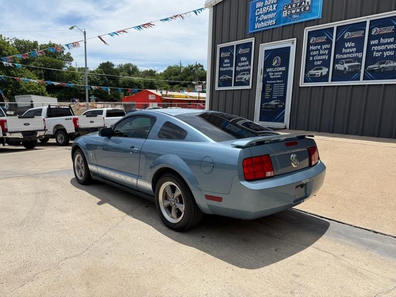 Ford Mustang V6 Standard Coupe 2006