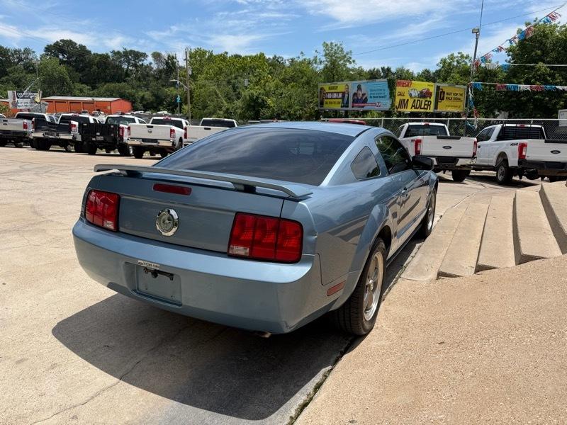 Ford Mustang V6 Standard Coupe 2006