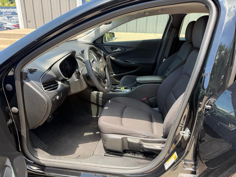 Chevrolet Malibu LS 2023