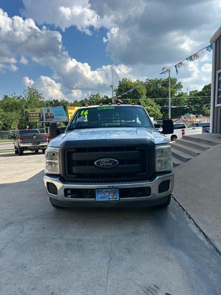 Ford F-350 SD XLT DRW 2WD 2016