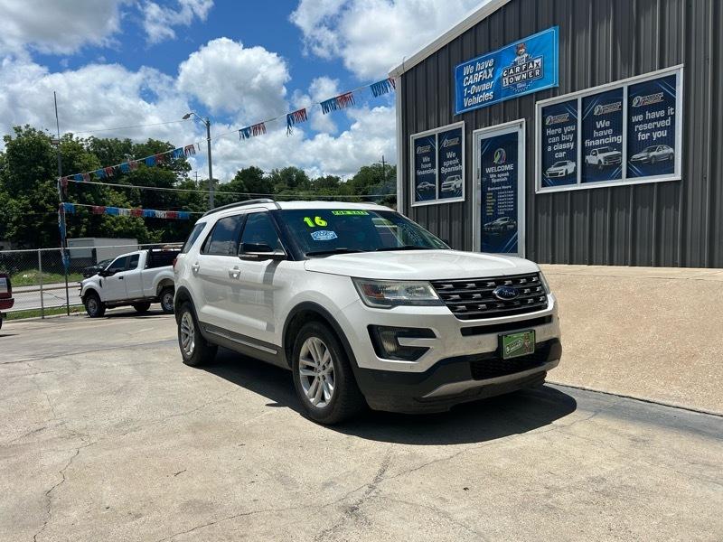 2016 Ford Explorer 