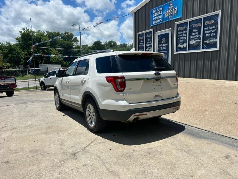 Ford Explorer XLT FWD 2016