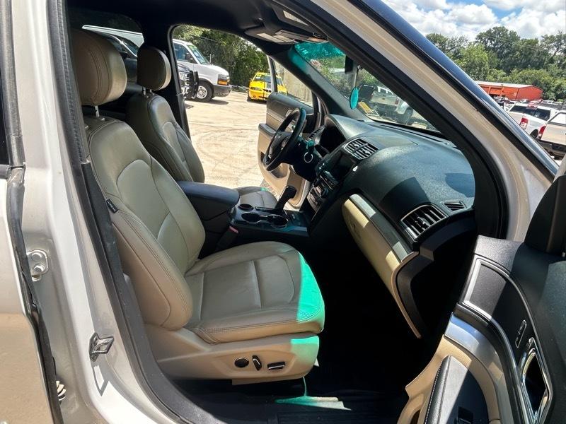 Ford Explorer XLT FWD 2016