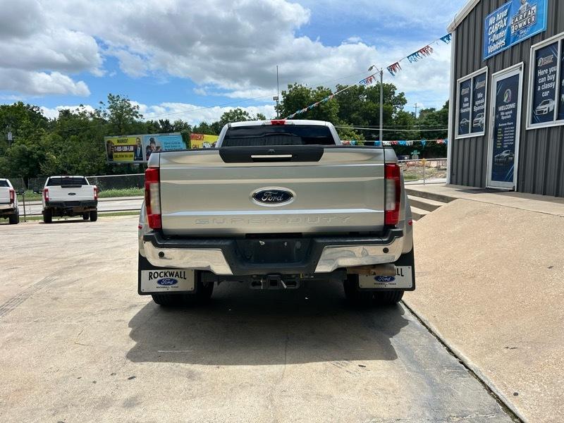 Ford F-350 SD King Ranch Crew Cab Long Bed DRW 4WD 2018