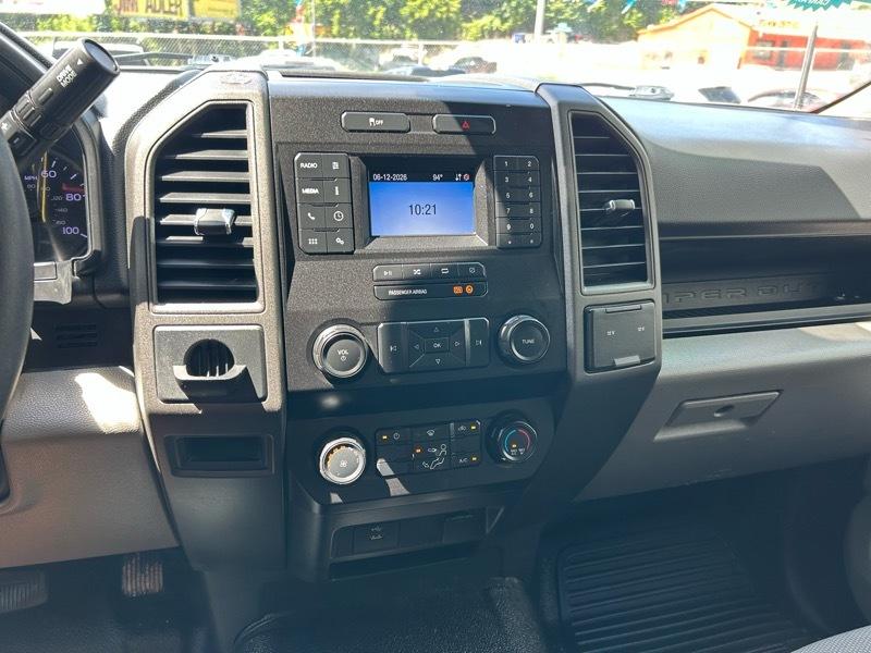 Ford F-350 SD XL 2WD DRW 2022