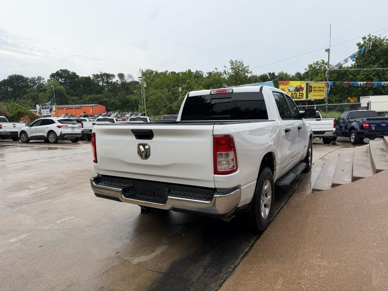 RAM 1500 Tradesman Crew Cab SWB 2WD 2022