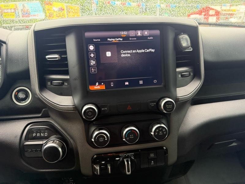 RAM 1500 Tradesman Crew Cab SWB 2WD 2022
