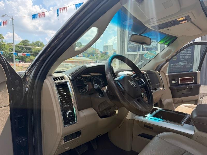 RAM 3500 Laramie Mega Cab 4WD DRW 2010