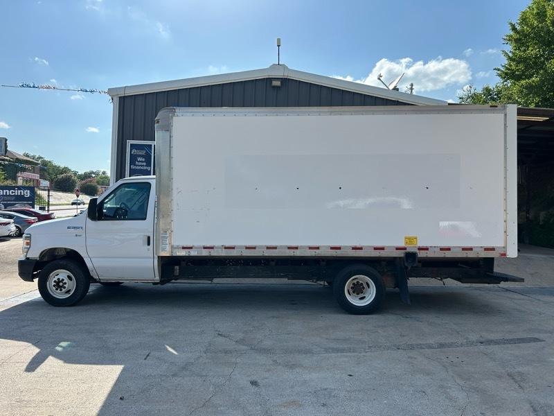 Ford Econoline E350 2019