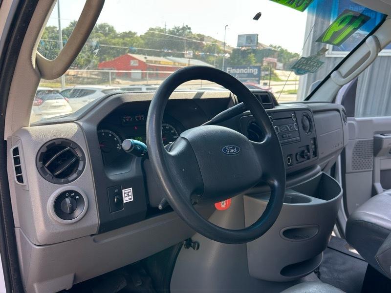 Ford Econoline E350 2019