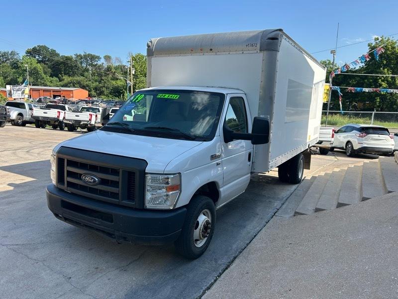 Ford Econoline E350 2019