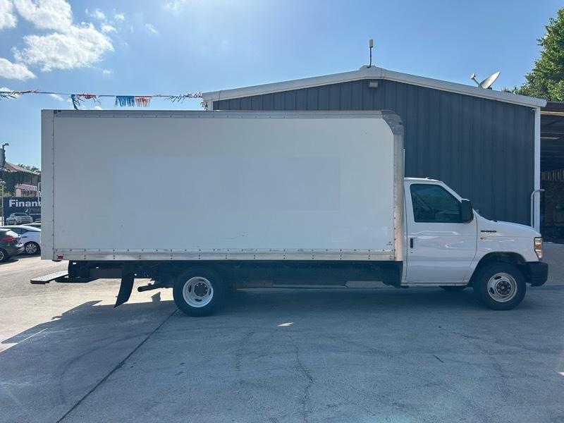 Ford Econoline E350 2019