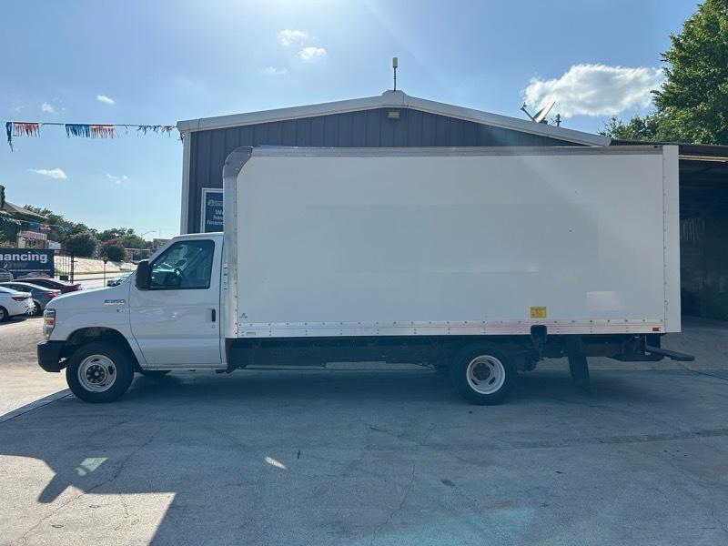 Ford Econoline E350 2019