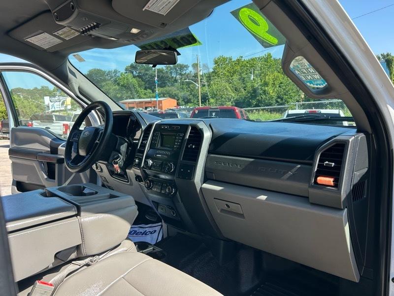 Ford F-550 Crew Cab DRW 4WD 2019