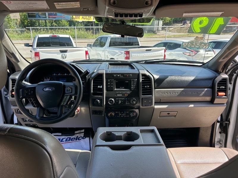 Ford F-550 Crew Cab DRW 4WD 2019