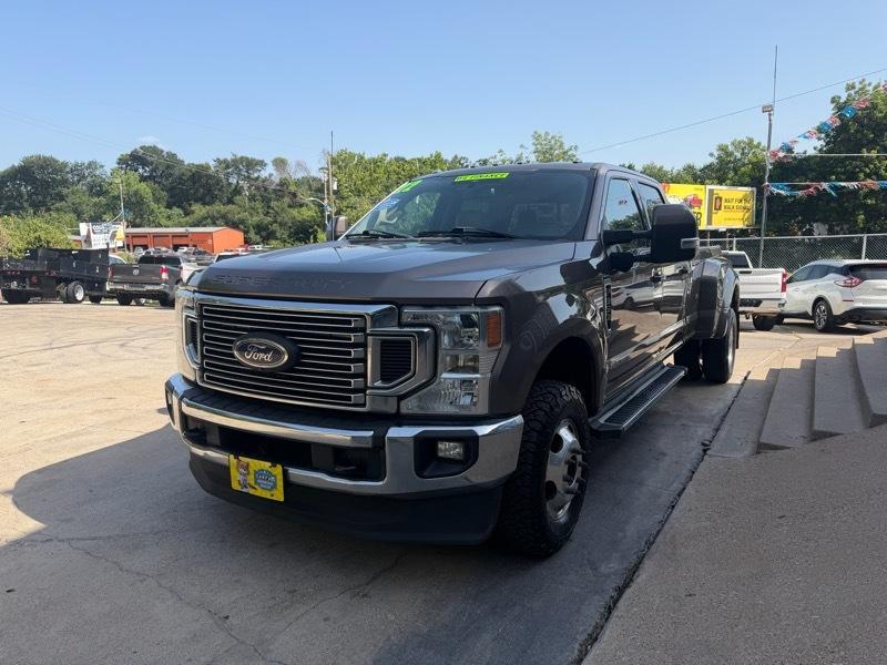 Ford F-350 SD Lariat Crew Cab 4WD DRW 2022