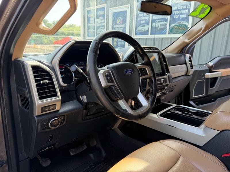 Ford F-350 SD Lariat Crew Cab 4WD DRW 2022