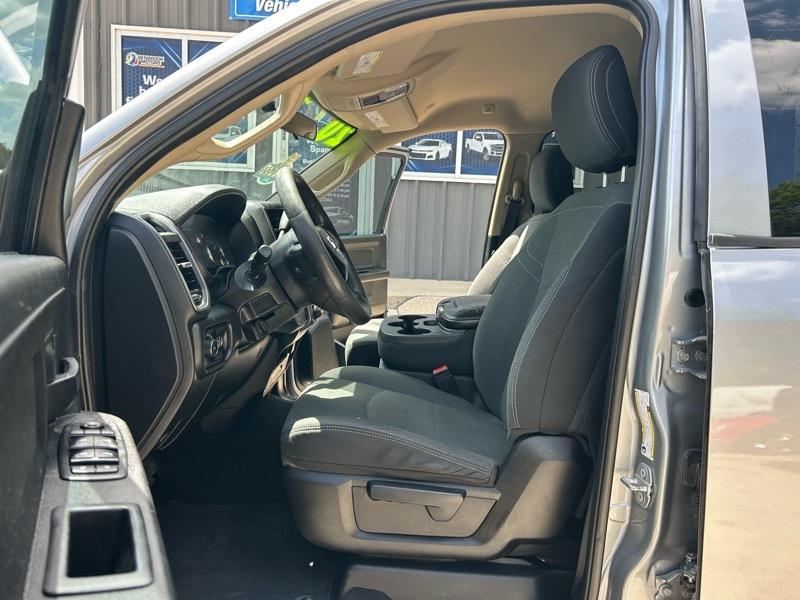 RAM 3500 Tradesman Crew Cab 4WD DRW 2020