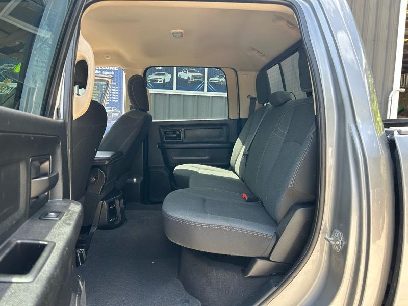 RAM 3500 Tradesman Crew Cab 4WD DRW 2020