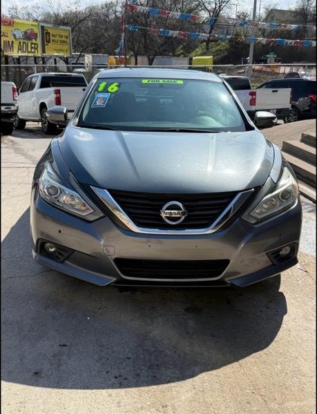 Nissan Altima 2.5 SR 2016