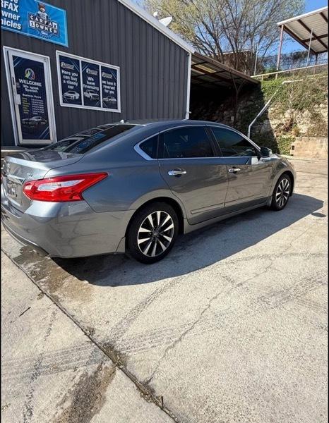 Nissan Altima 2.5 SR 2016