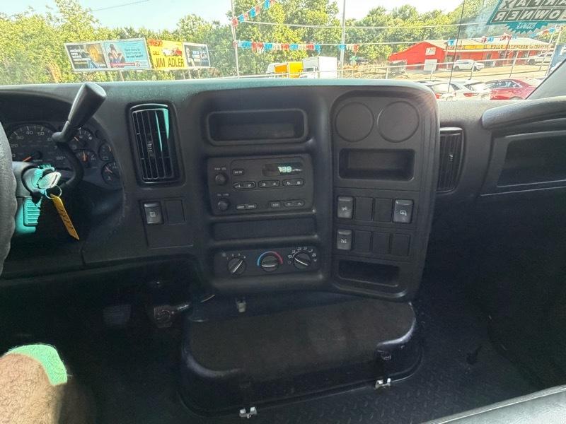 Chevrolet C4C042 Base 2003