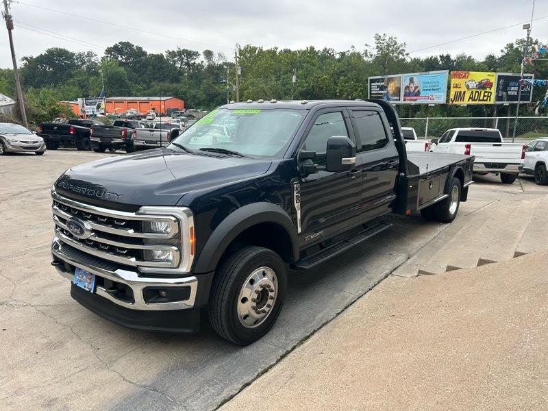 Ford F-450 SD Crew Cab DRW 4WD 2023