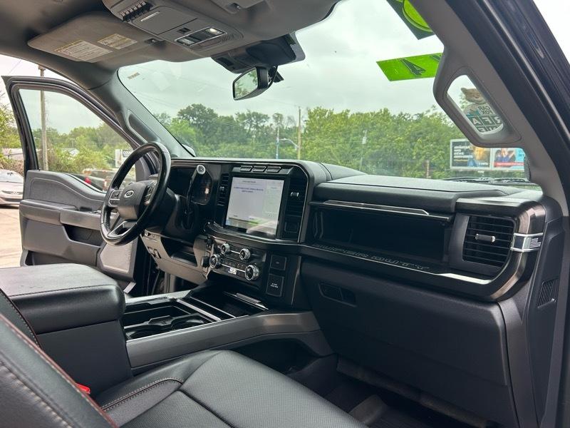 Ford F-450 SD Crew Cab DRW 4WD 2023