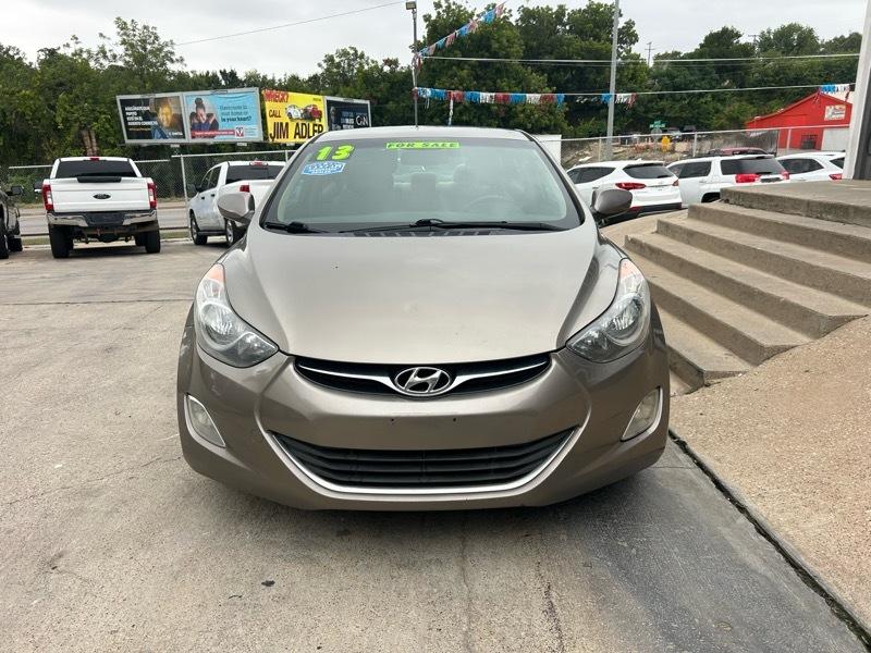 Hyundai Elantra Limited 2013