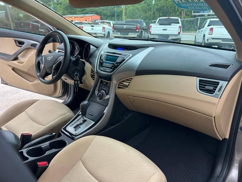 Hyundai Elantra Limited 2013
