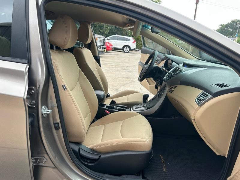 Hyundai Elantra Limited 2013