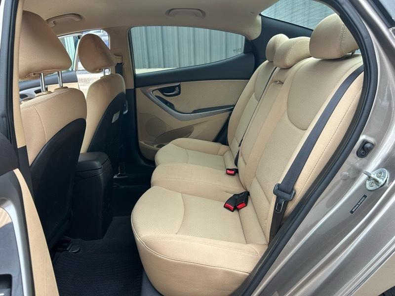 Hyundai Elantra Limited 2013