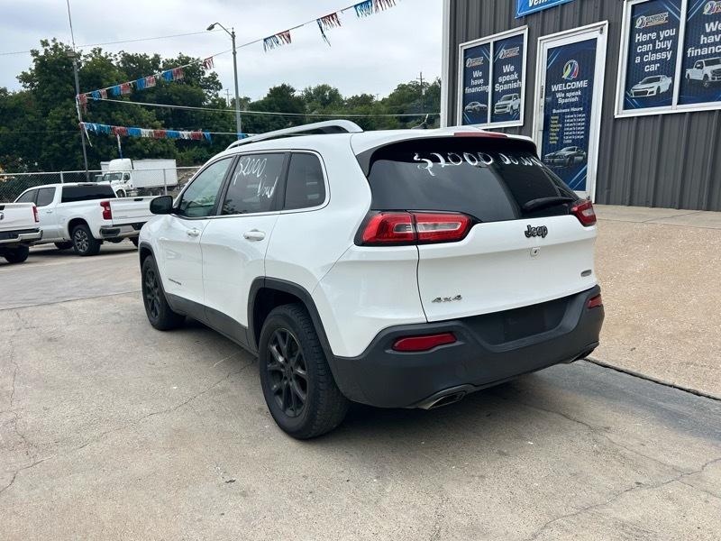 Jeep Cherokee Latitude 4WD 2015
