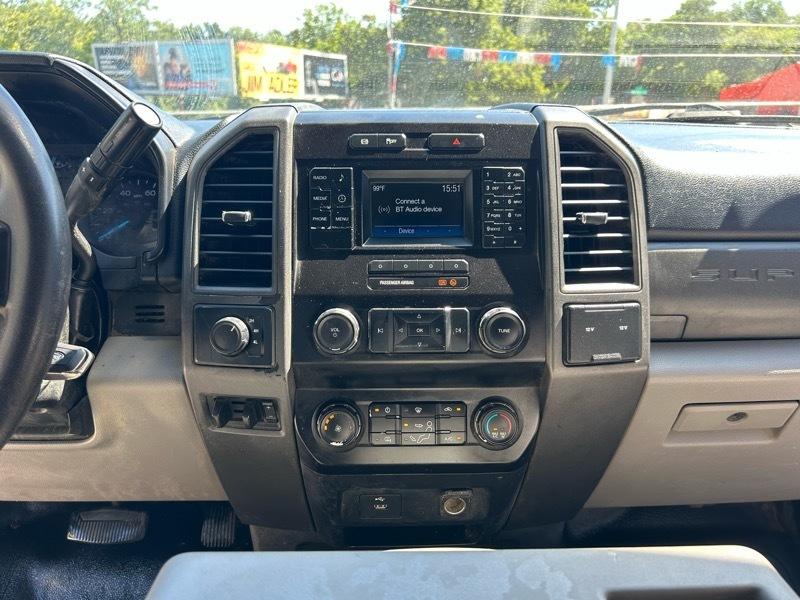 Ford F-350 SD Lariat Crew Cab Long Bed DRW 4WD 2019