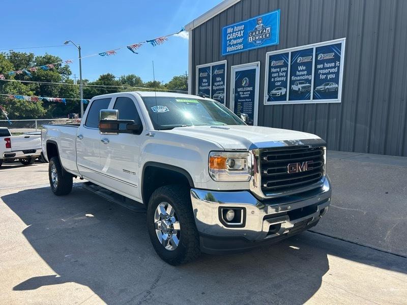 2015 GMC Sierra 2500HD 4WD Crew Cab 167.7" SLT