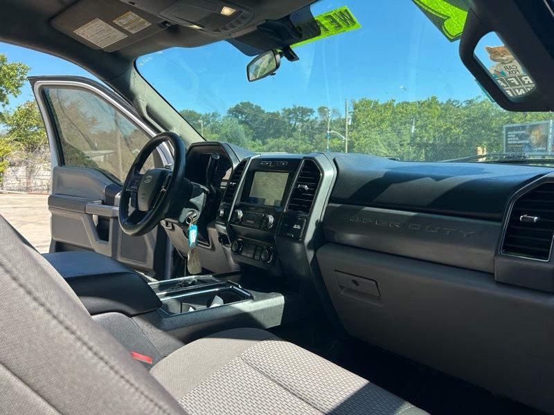 Ford F-250 SD XL Crew Cab 4WD 2022