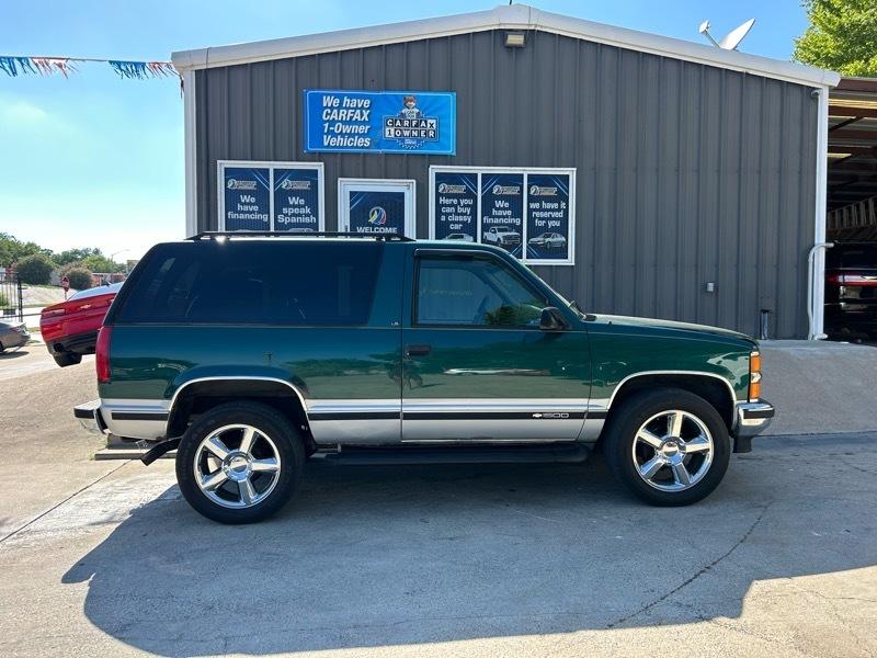Chevrolet Tahoe 2-Door 4WD 1996