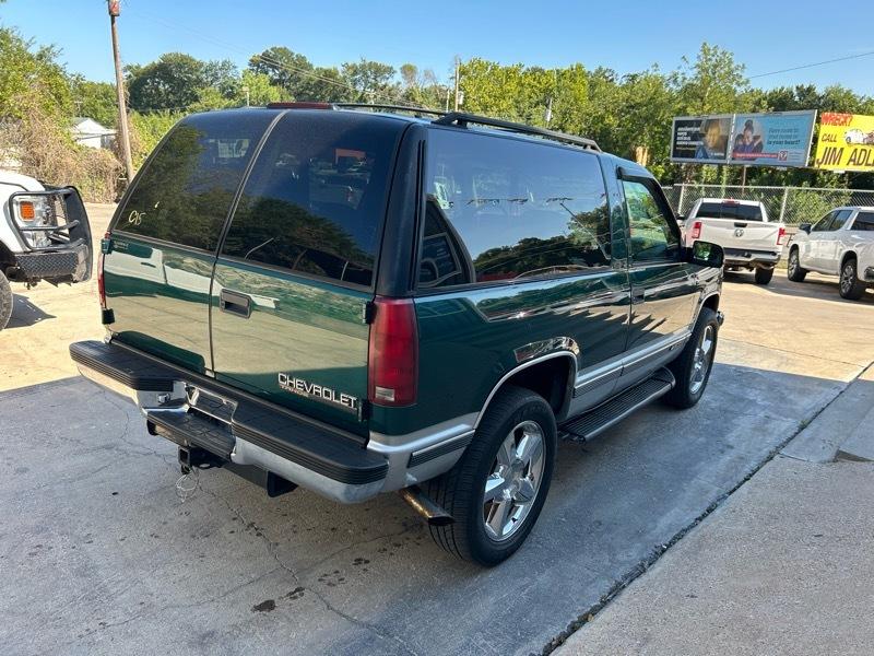 Chevrolet Tahoe 2-Door 4WD 1996