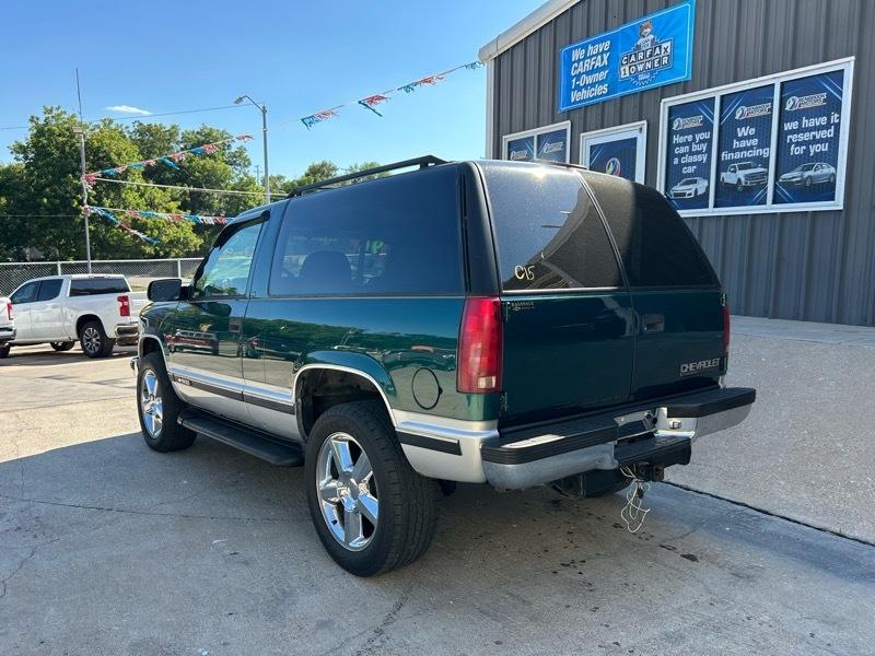 Chevrolet Tahoe 2-Door 4WD 1996