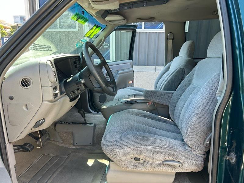 Chevrolet Tahoe 2-Door 4WD 1996