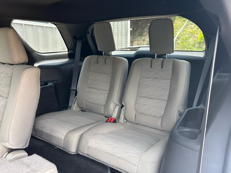 Ford Explorer Base FWD 2015