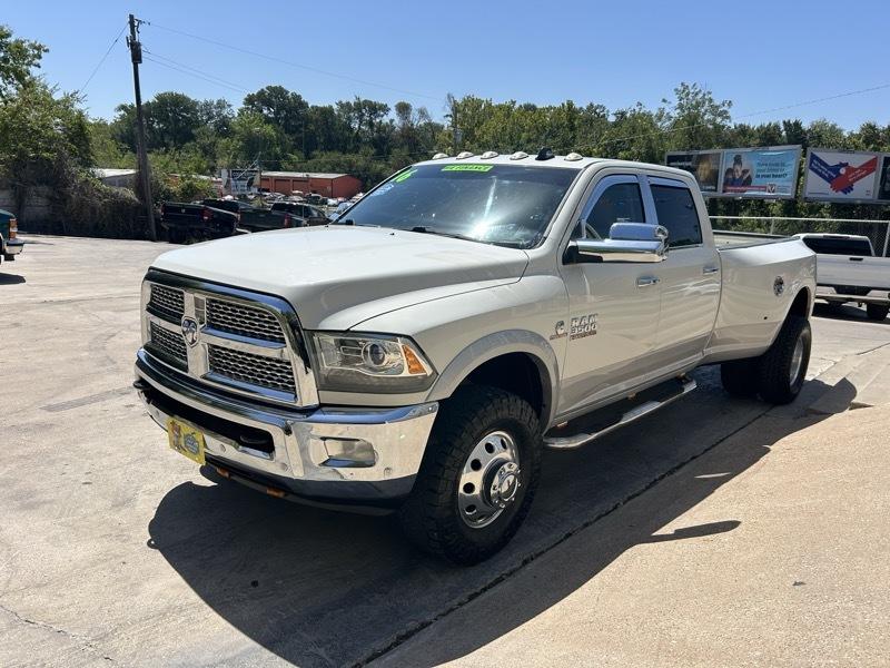 RAM 3500 Laramie Crew Cab LWB 4WD DRW 2016