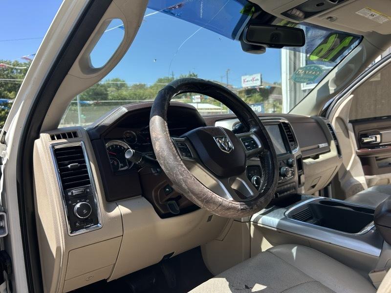 RAM 3500 Laramie Crew Cab LWB 4WD DRW 2016