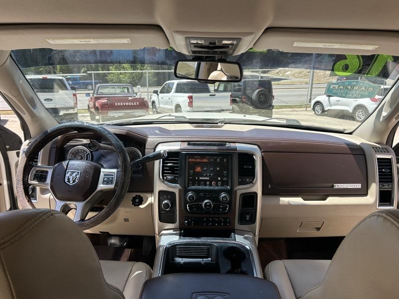 RAM 3500 Laramie Crew Cab LWB 4WD DRW 2016