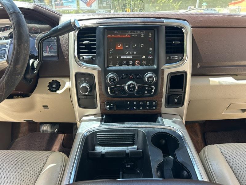 RAM 3500 Laramie Crew Cab LWB 4WD DRW 2016