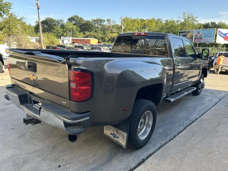 Chevrolet Silverado 3500HD LTZ Crew Cab 4WD 2015